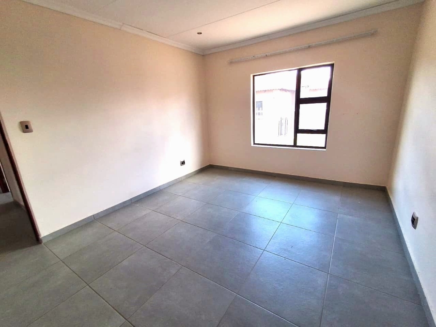 4 Bedroom Property for Sale in Mandela View Free State